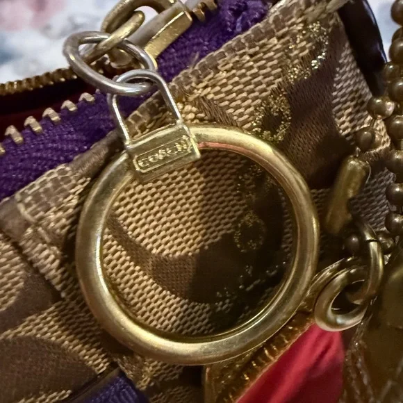 Coach special edition purple gold stars poppy purse on signature canvas preowned - Picture 12 of 17